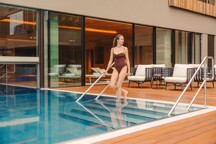 FairmontSpaandWellness1.jpg - Pool