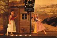 Carovnagirlanda(fotoIvoDankovic)2.jpg - Čarovná girlanda (foto Ivo Dankovič)