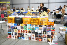 Vinyl5.jpg - 