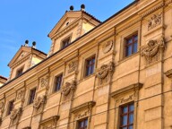 FasadaKlementinadoKrizovnickeulice3.jpg - Fasáda Klementina do Křižovnické ulice (zdroj Musica Florea)