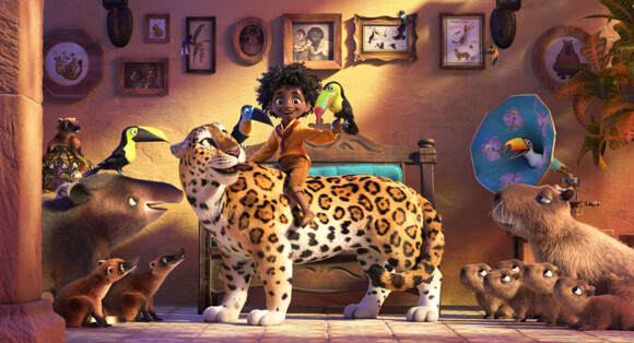 ENCANTO-ONLINE-USE-teaser1_013.00_0087.jpg