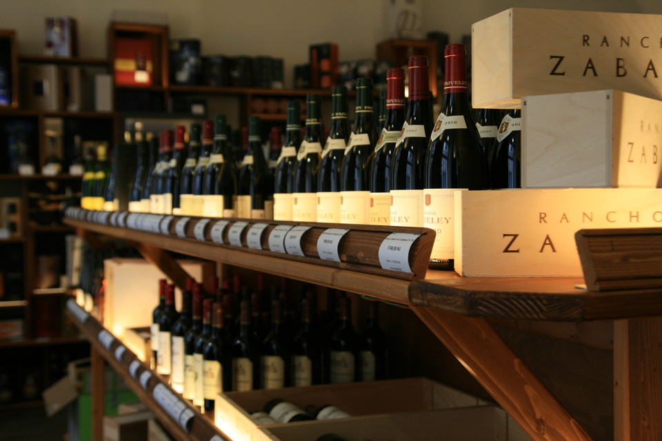 Global_Wines_kamenny_obchod_Dejvice.jpg - Global Wines v Dejvicích