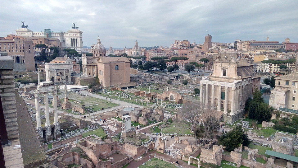IMG_20160120_150941_1.jpg - Forum Romanum netradičně bez lidí