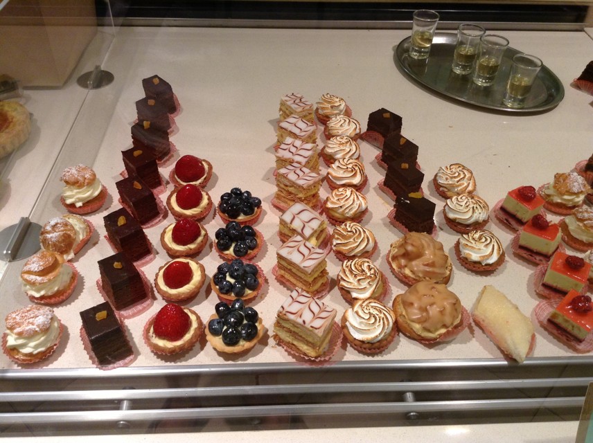 Photo26.07.13162357.jpg - Saint Tropez ve Vodičkově