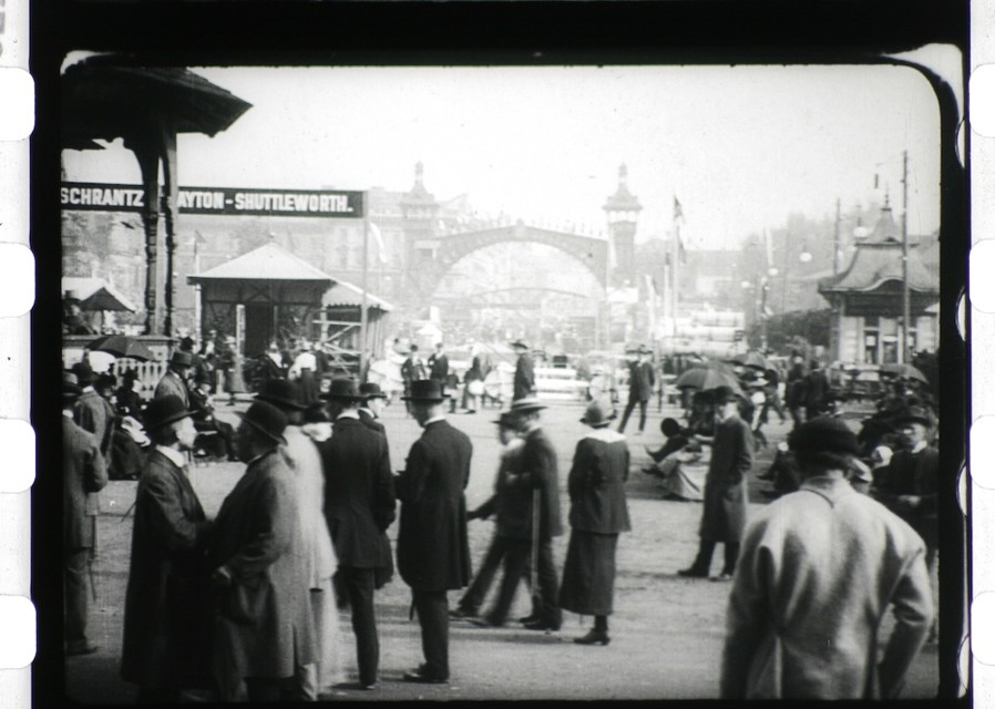 Prazskykinematografickyjournalkveten1914(1914)NFA.jpeg - 