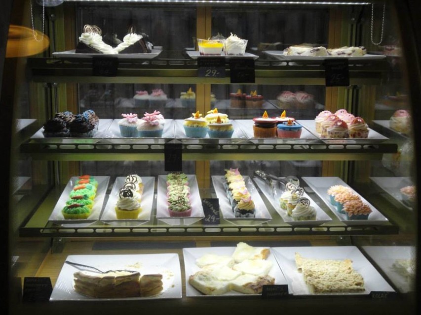 LahudkyF21_1.jpg - Lahůdky F21