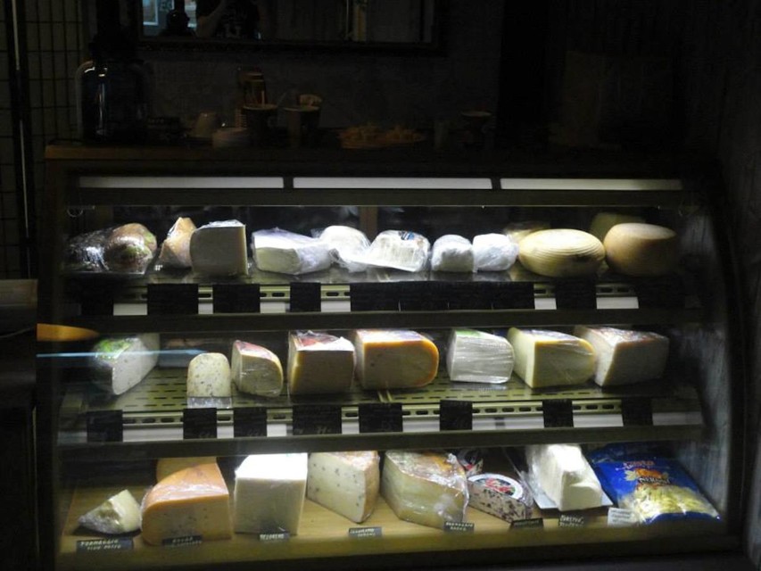 LahudkyF21_3.jpg - Lahůdky F21