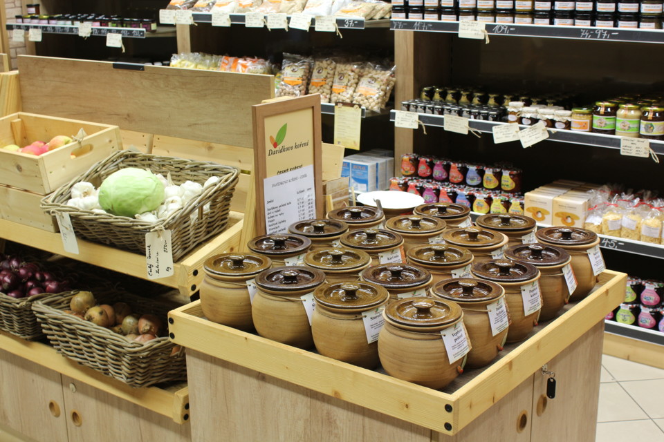 CeskaStodola.jpg - Obchod Česká stodola (zdroj: Petr Ryska)