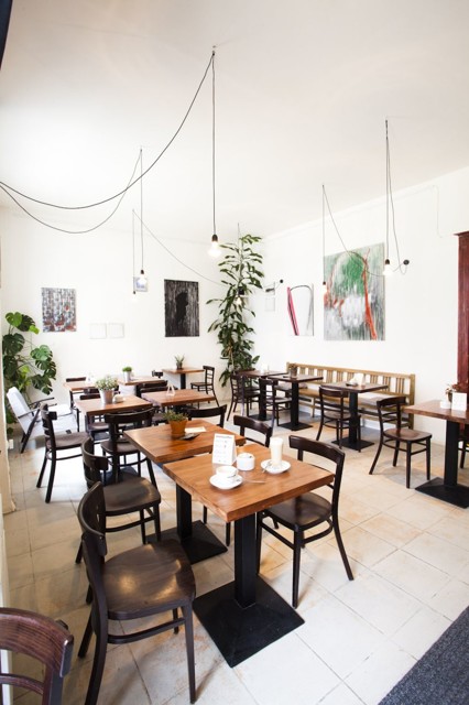 ZdrojKavarnaPodLipami(2).jpg - Kavárna Pod Lipami (foto: Kavárna Pod Lipami)