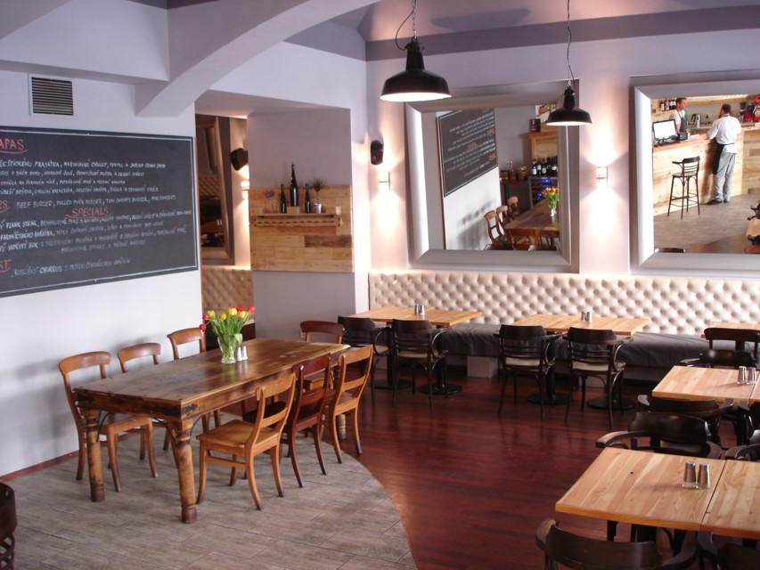 Putica2.jpg - Nekuřácký bistro restaurant Putica