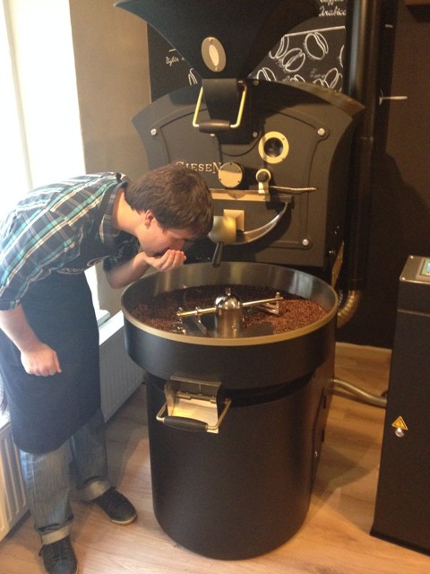 dosmundos2.jpg - Výběrová pražírna kávy Dos Mundos