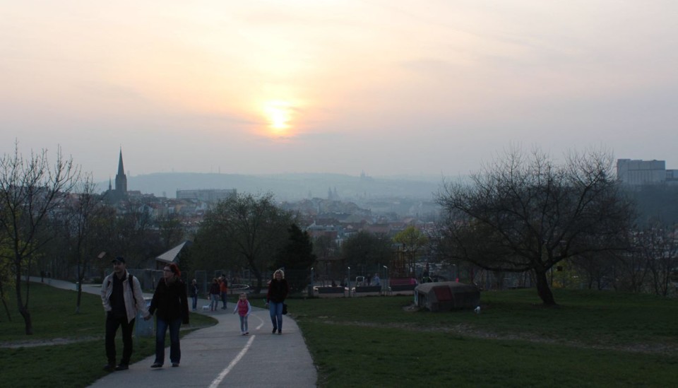 podvecer_na_parukarce2.jpg - Podvečer na Parukářce (foto: Petr Ryska)