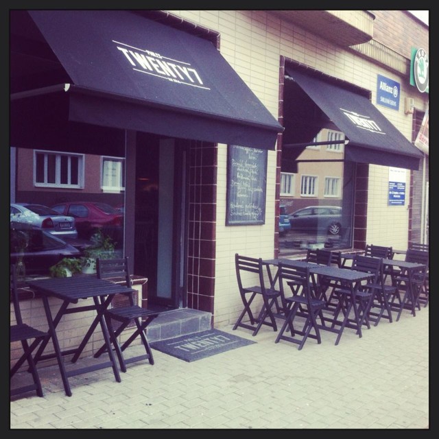 Twenty7.jpg - Holešovické bistro Phill's Twenty 7