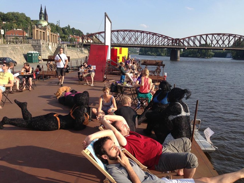 (a)voidfloatinggallery-facebook.jpg - (A)void Flating Gallery (foto: archiv podniku)