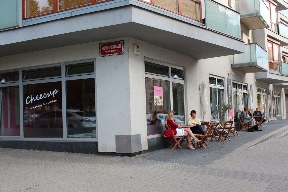 Cheecup.jpg - Cafe, bakery and wineshop Cheecup (foto: Petr Ryska)