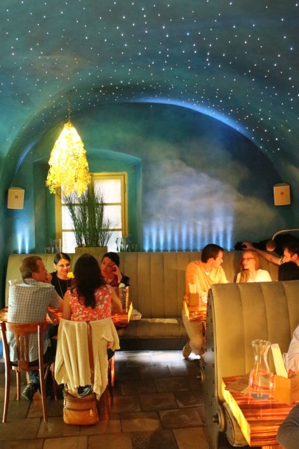 lehkahlavanebicko2.jpg - Lehká hlava - Nebíčko (foto: Petr Ryska)