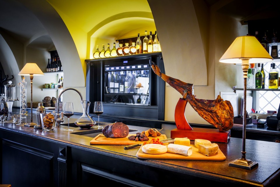 GRANDCRU1.jpg - Grand Cru