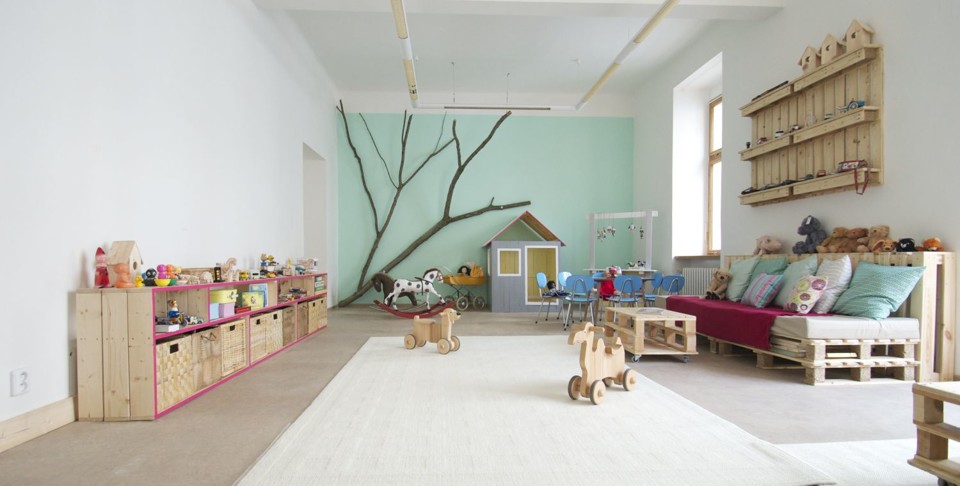 kralikvradiu1.jpg - Králík v rádiu