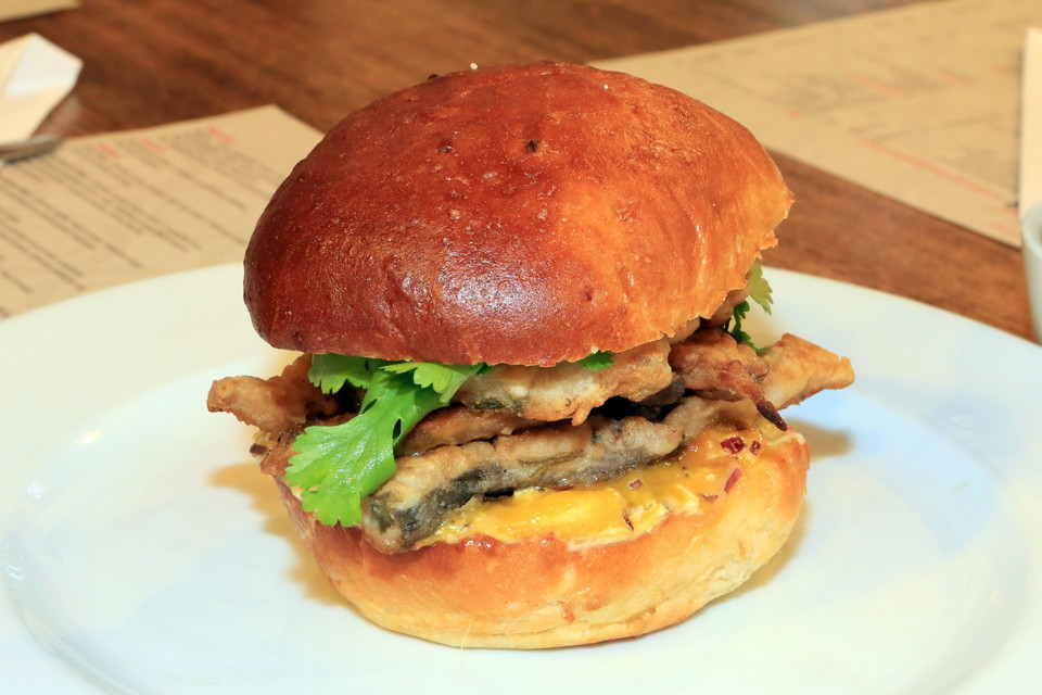 motoburger2.jpg - Moto Burger