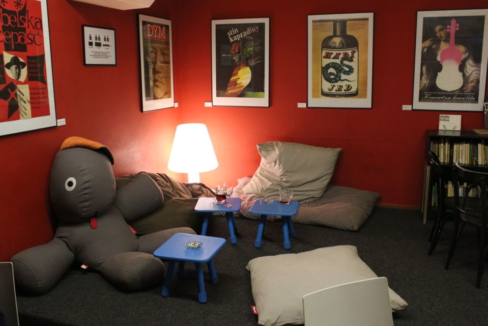 BioOkofoyernahore.jpg - Foyer kina Bio Oko (foto: Petr Ryska)