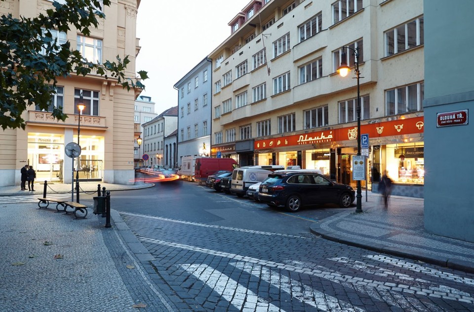 Dlouha14_pohledznamesticka.jpg - Tržnice Dlouhá 14