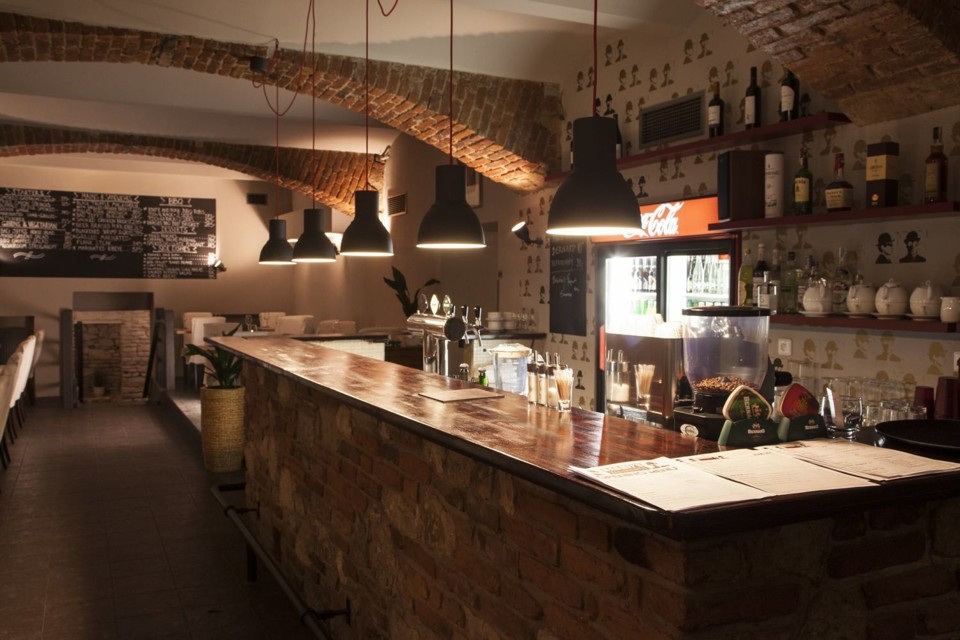 badjeffs1.jpg - Bad Jeff's barbecue