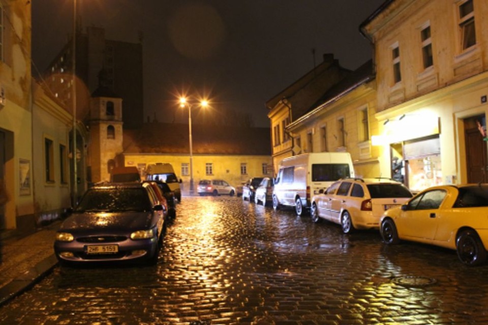 BranickavcelesDominikanskymdvorem.jpg - Branická ulice v čele s Dominikánským dvorem (foto: Petr Ryska)