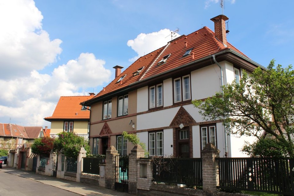 Orechovka5.jpg - Vila na Ořechovce (foto: Petr Ryska)