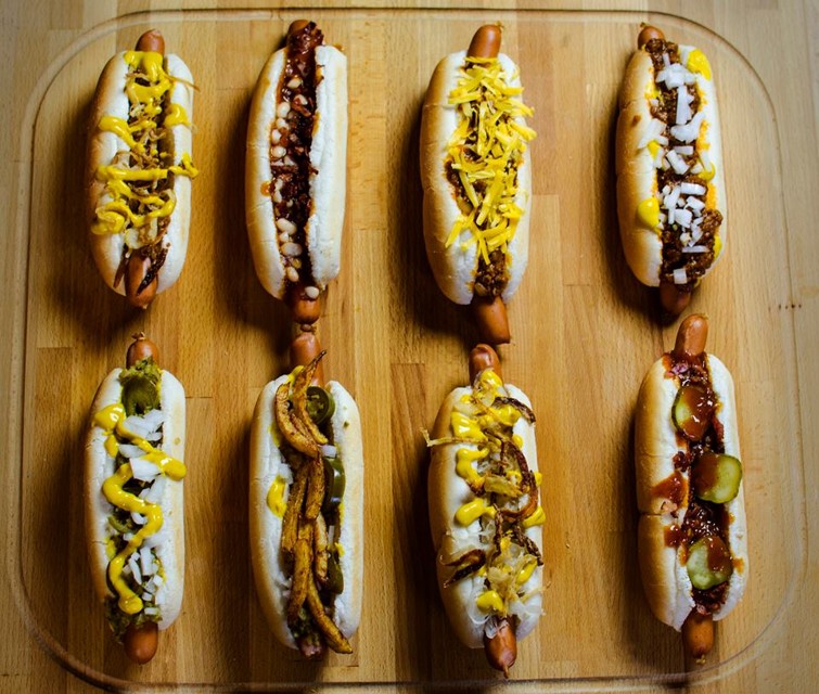 dog2.jpg - Mad Dog Bistro