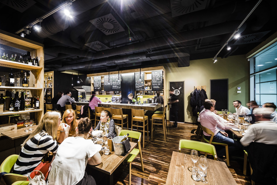 vinograf_andel_foto_(c)_tomas_maly_MG_6861.jpg - Vinograf Anděl