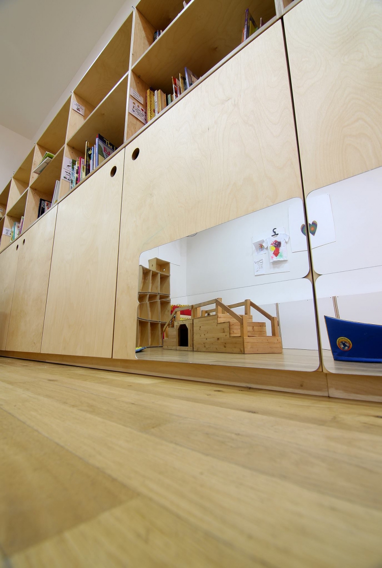 VYKLADNI SKRIN creative space