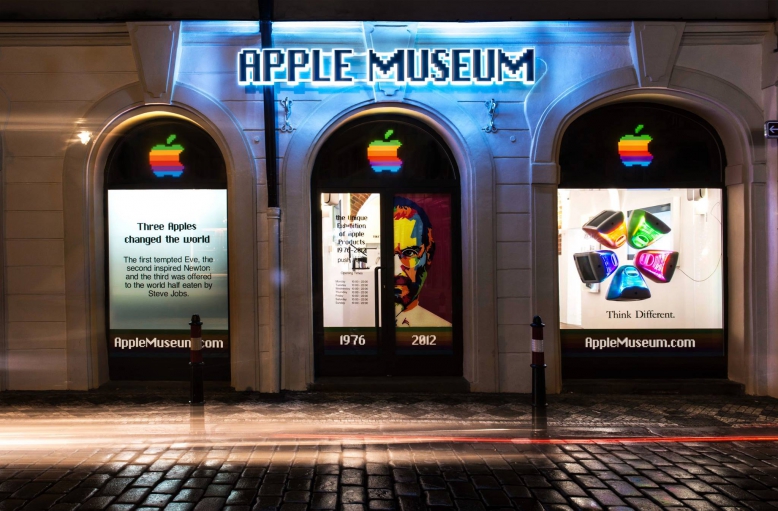 AppleMuseum.com