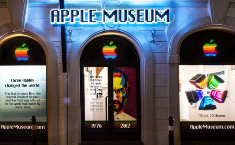 AppleMuseum.com