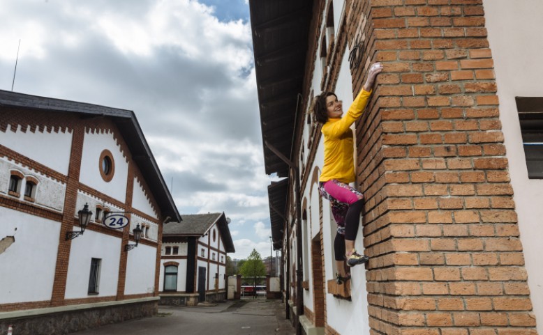 Urban Boulder Race