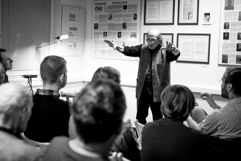 Centrum queer paměti