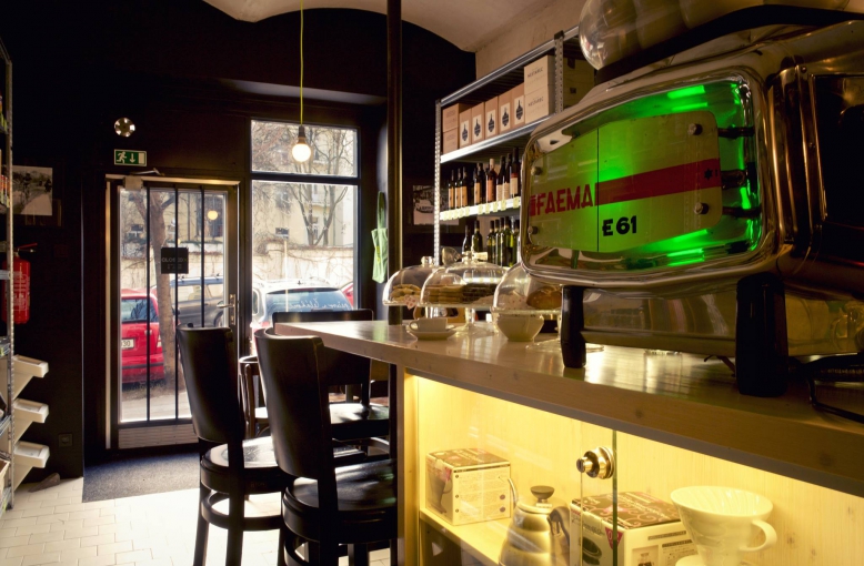 Triko kafe & koloniál