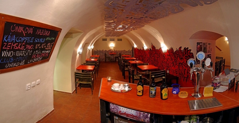 Kavárna ÚNIK