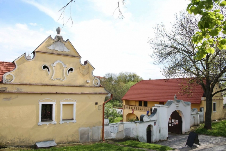 Kavárna Pod pavlačí