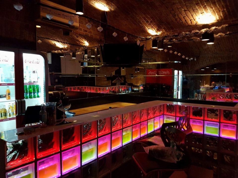 Empire Bar