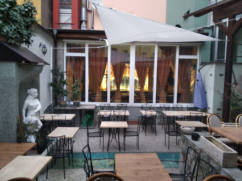 La Terrasse