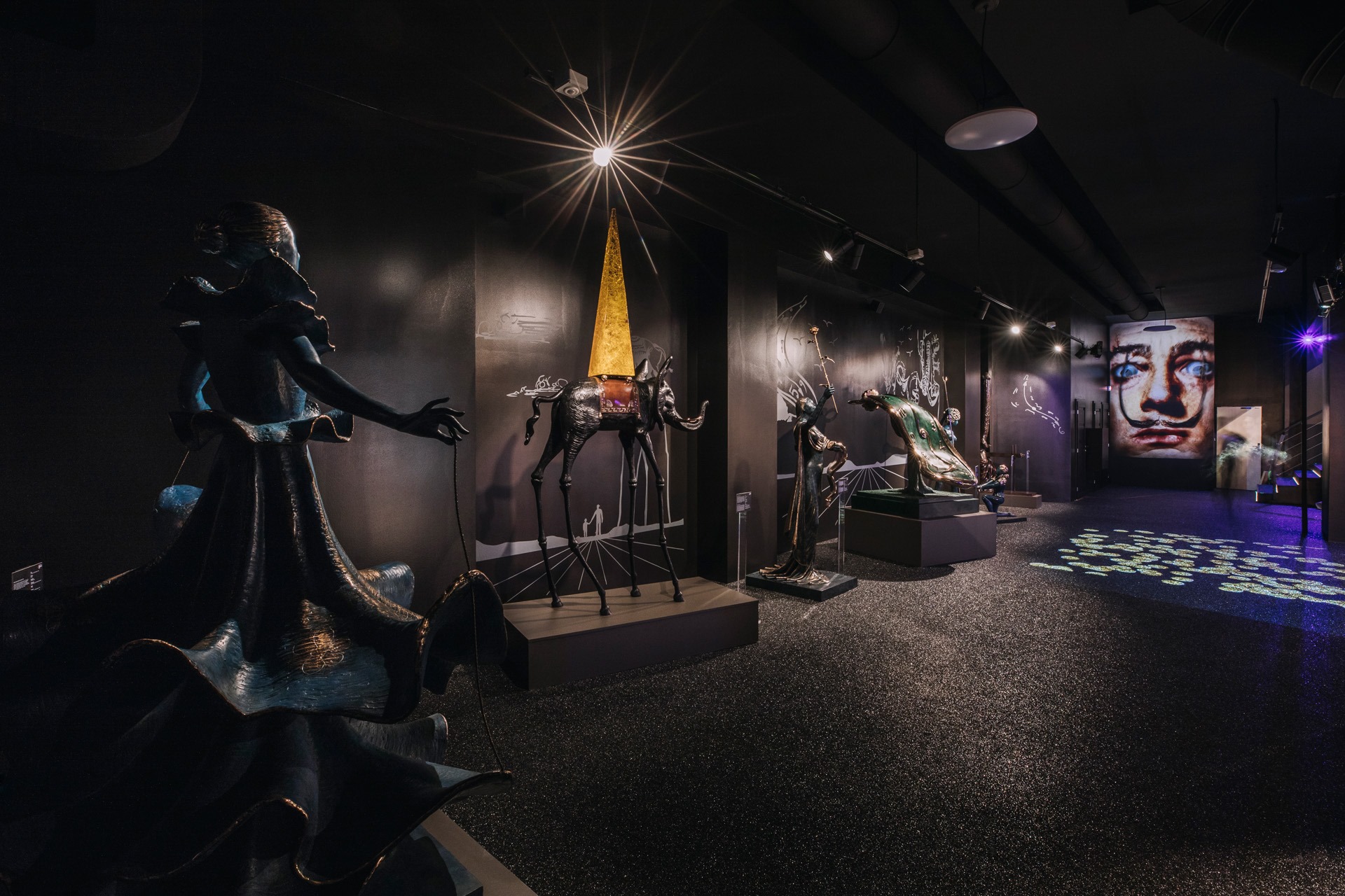 Muzeum Salvadora Dalího - ENIGMA