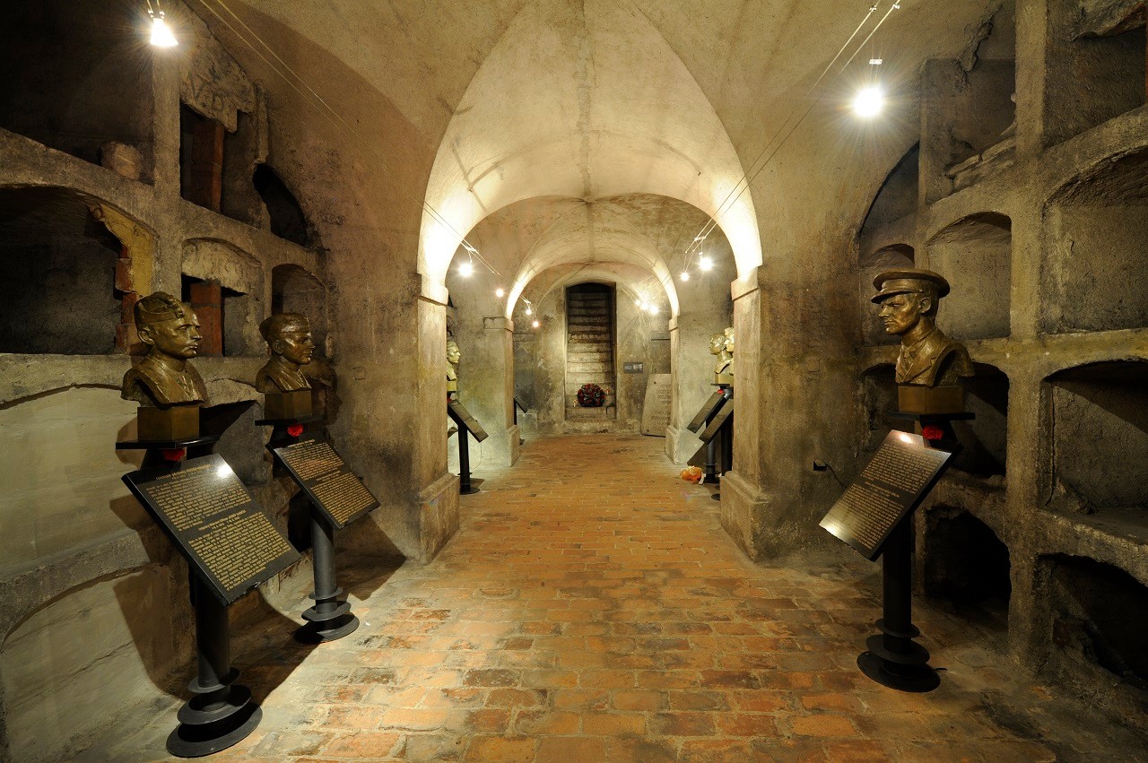 Národní památník hrdinů Heydrichiády v Praze