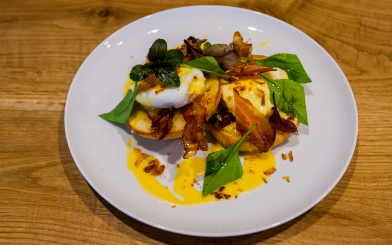 BEE‘S Café & Restaurant