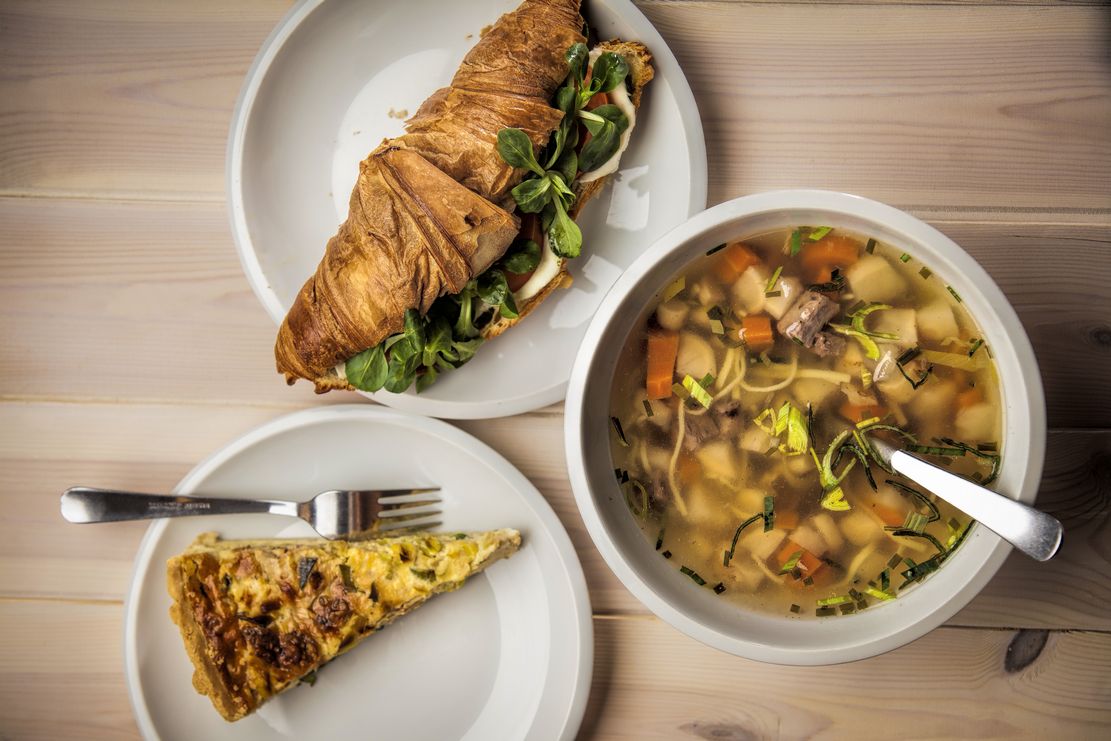 Polífkárna - Flora