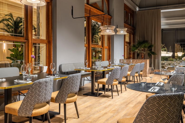 1890 Restaurant & Bar