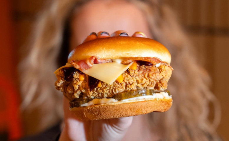 Popeyes | Máj Národní