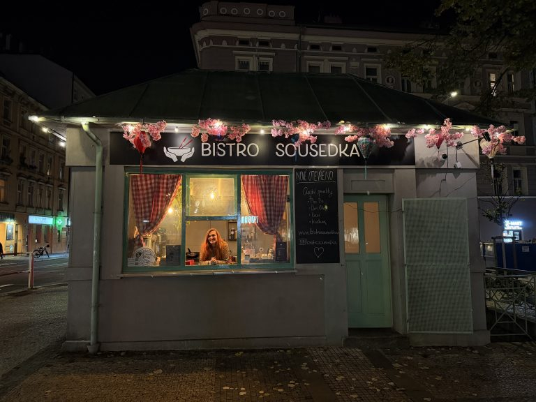 Bistro Sousedka - Tylovo náměstí
