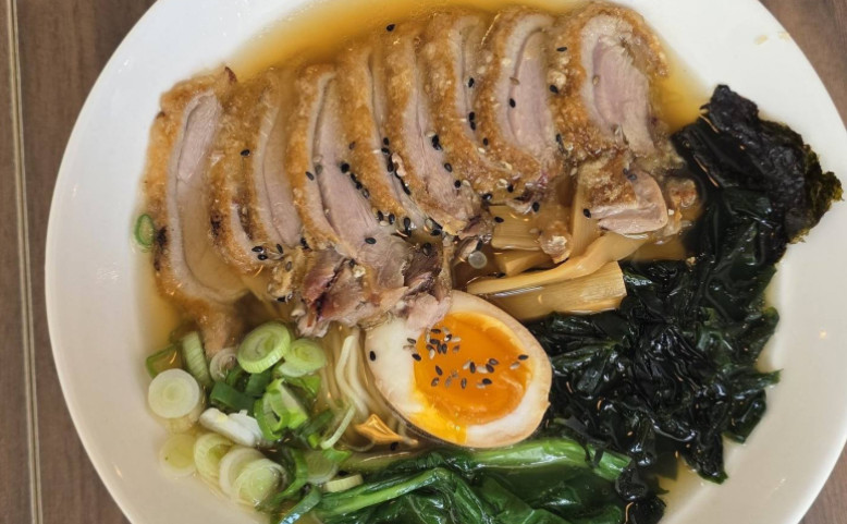 Phở Halo