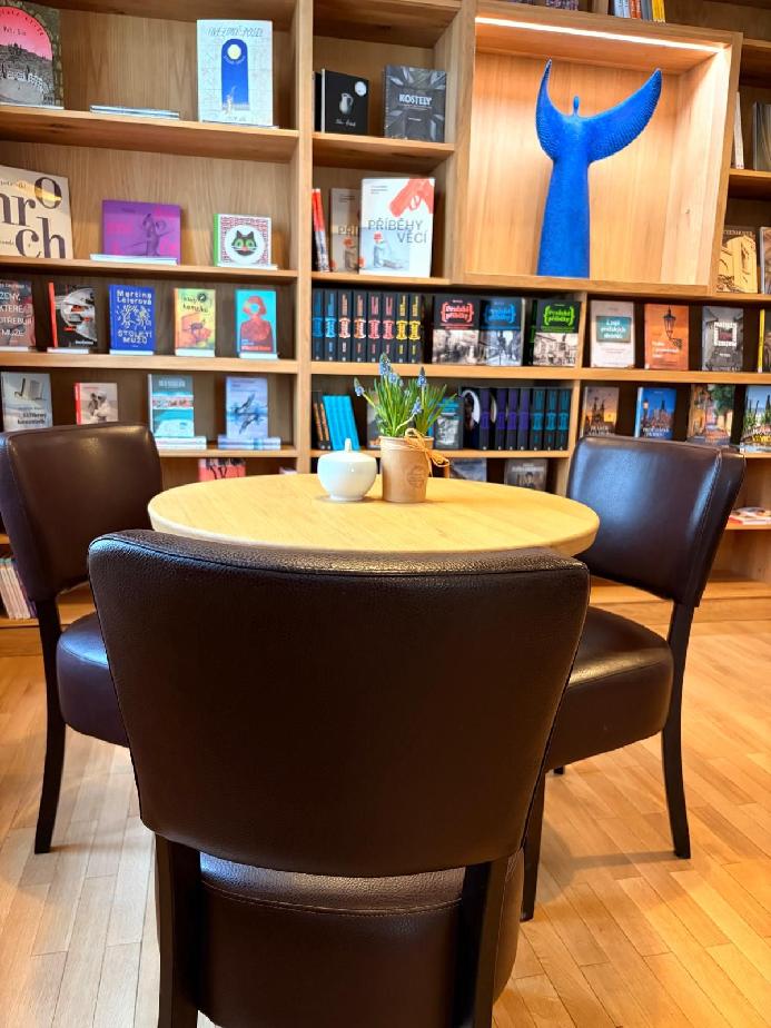 Santini Coffee & Books - kavárna
