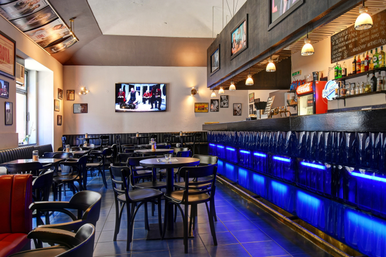 Divadelní kavárna | Švandovo divadlo